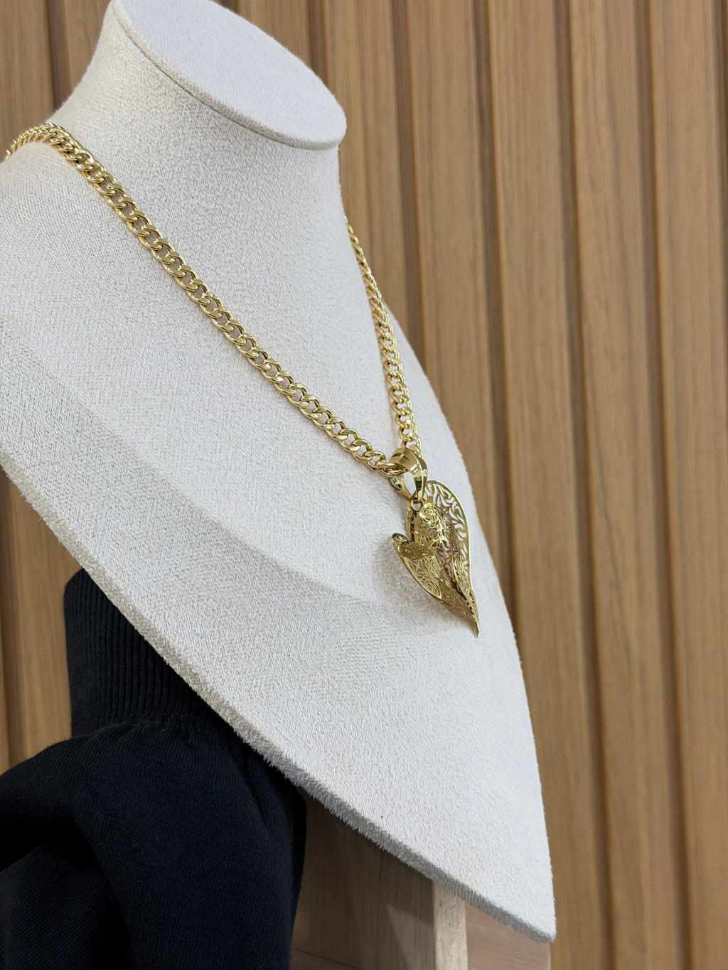 COLLANA GRUMETTA CON CUORE ORO 18KT