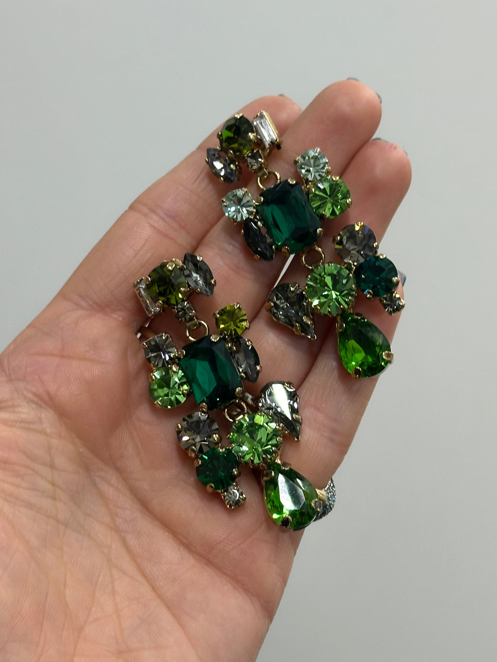 ORECCHINI SAKI PIETRE VERDI