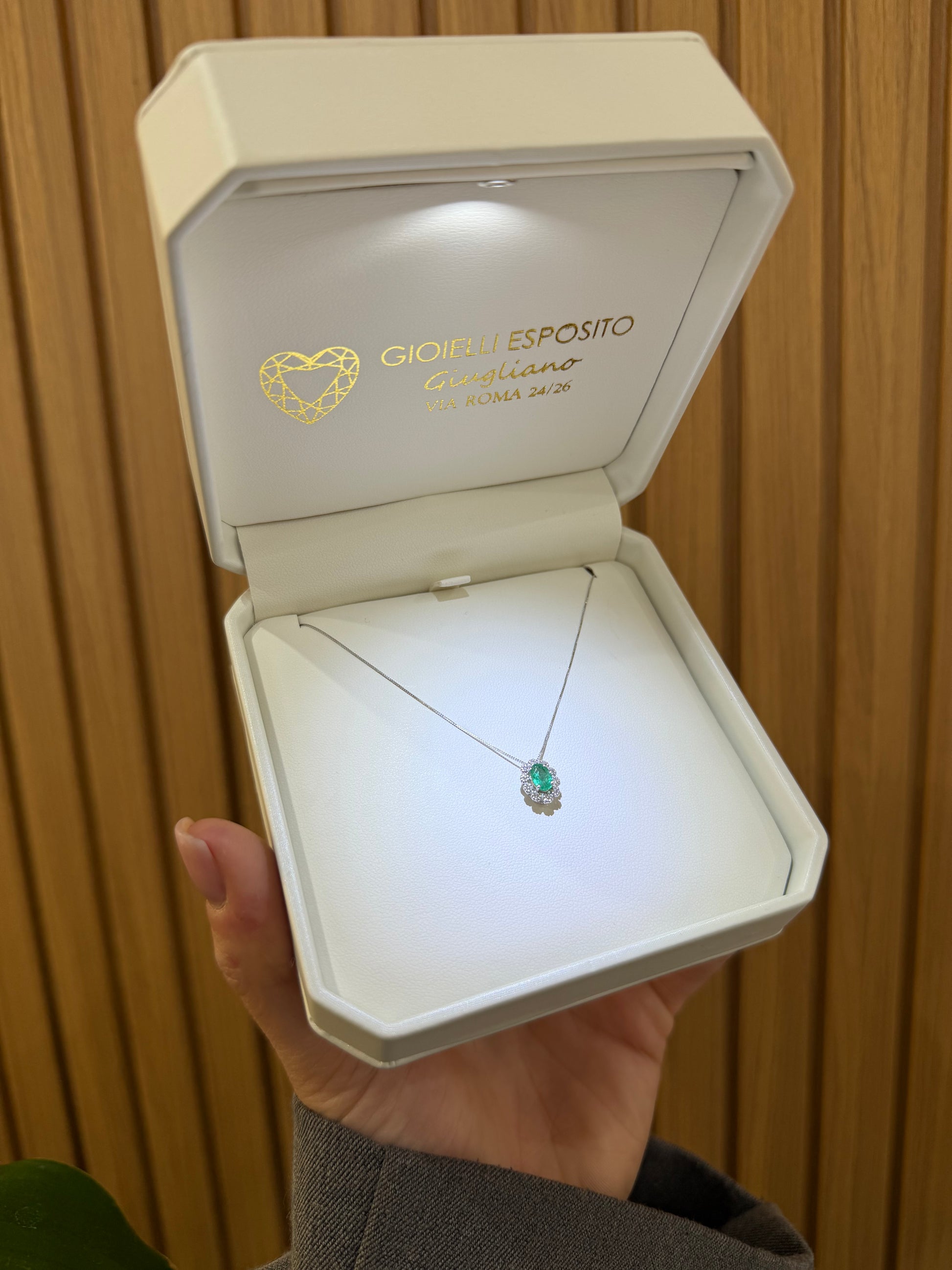 COLLANA KATE ORO 18KT CON DIAMANTI E SMERALDO