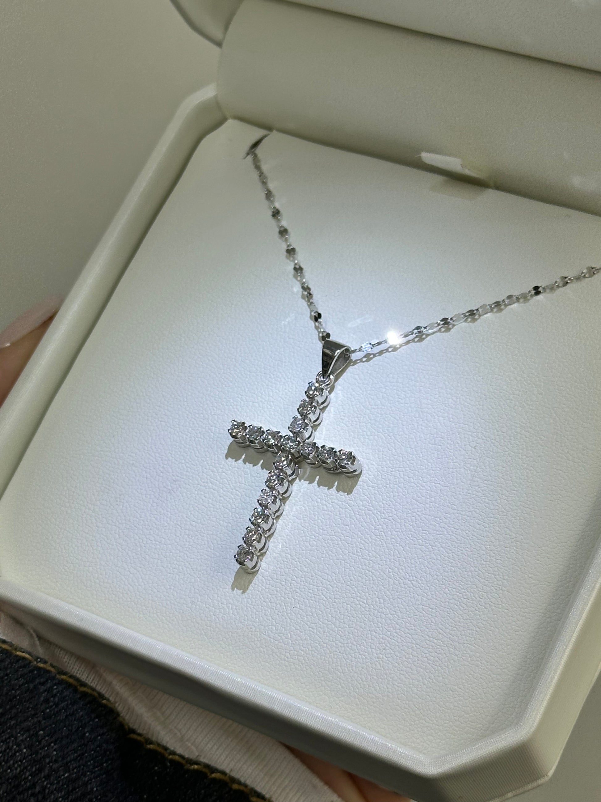 COLLANA CROCE ORO 18KT CON DIAMANTI
