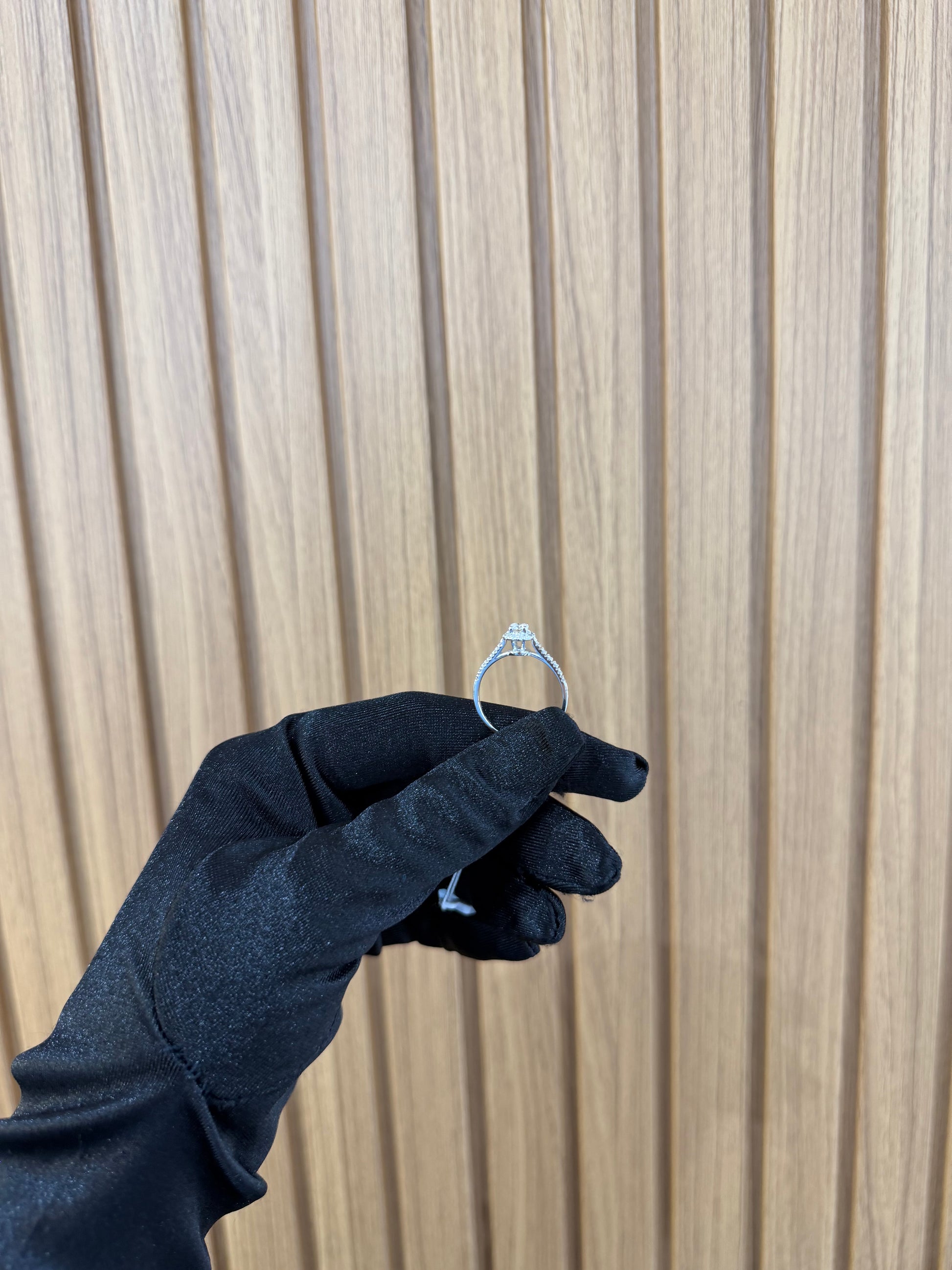 ANELLO ORO 18KT CON DIAMANTI