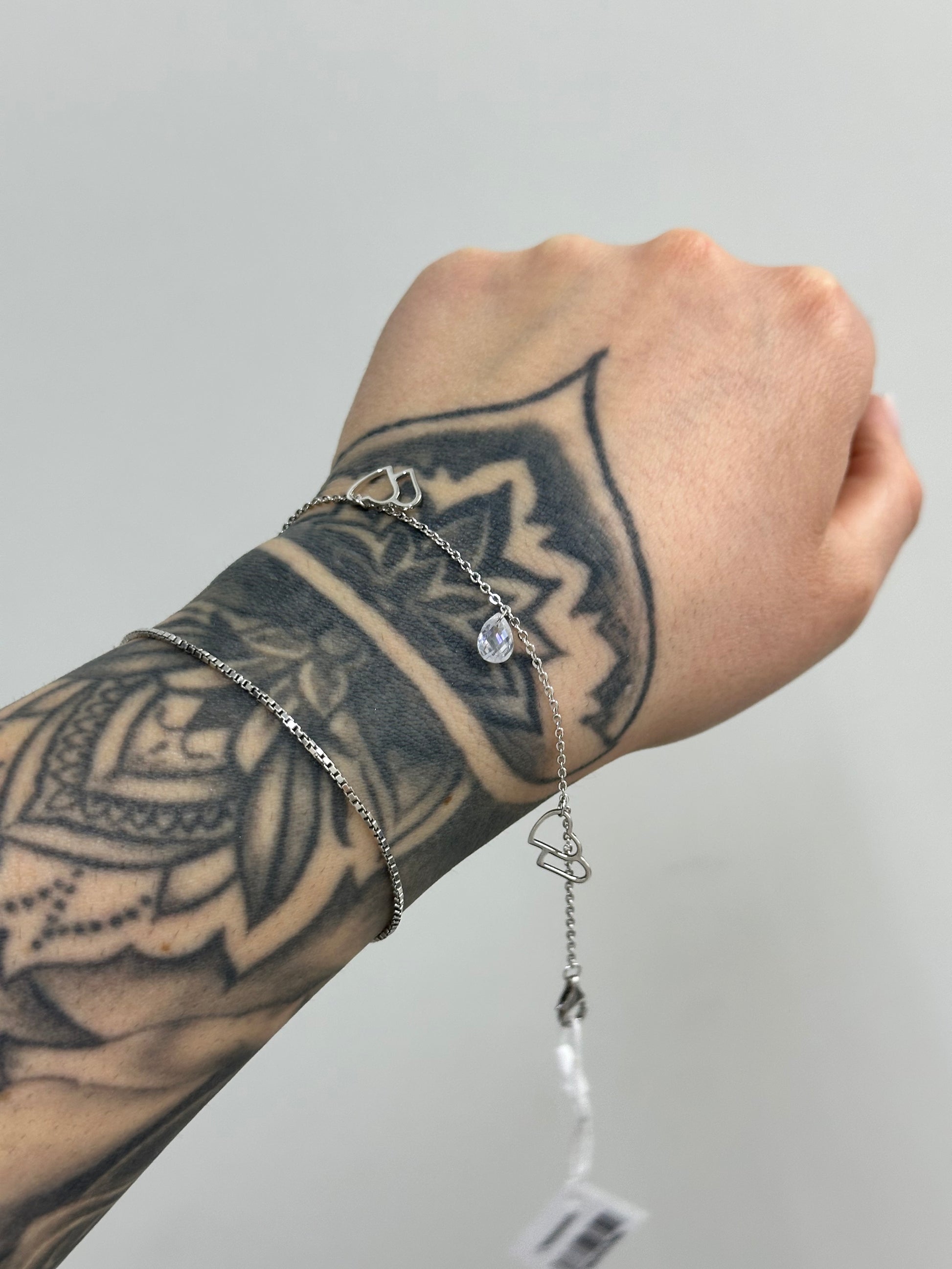 BRACCIALE CON CUORI PENDENTI LA PETITE