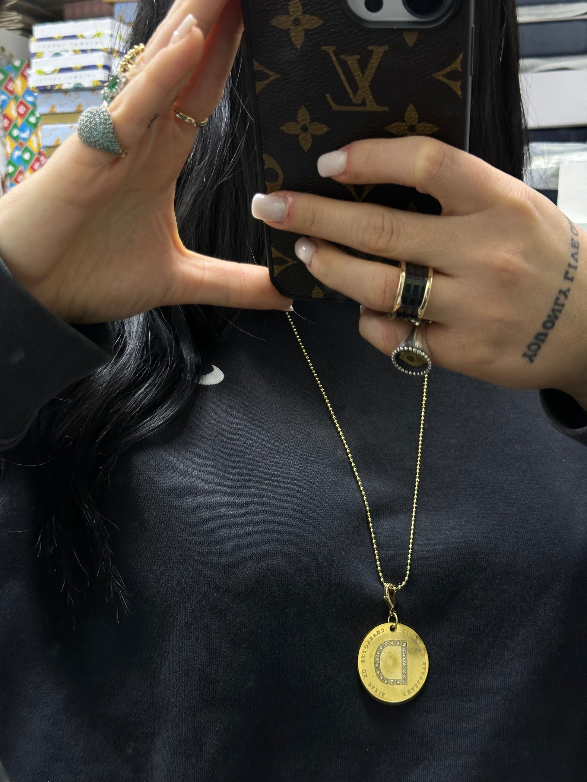 COLLANA INIZIALE IN ACCIAIO CON DORATURA LETTERA D