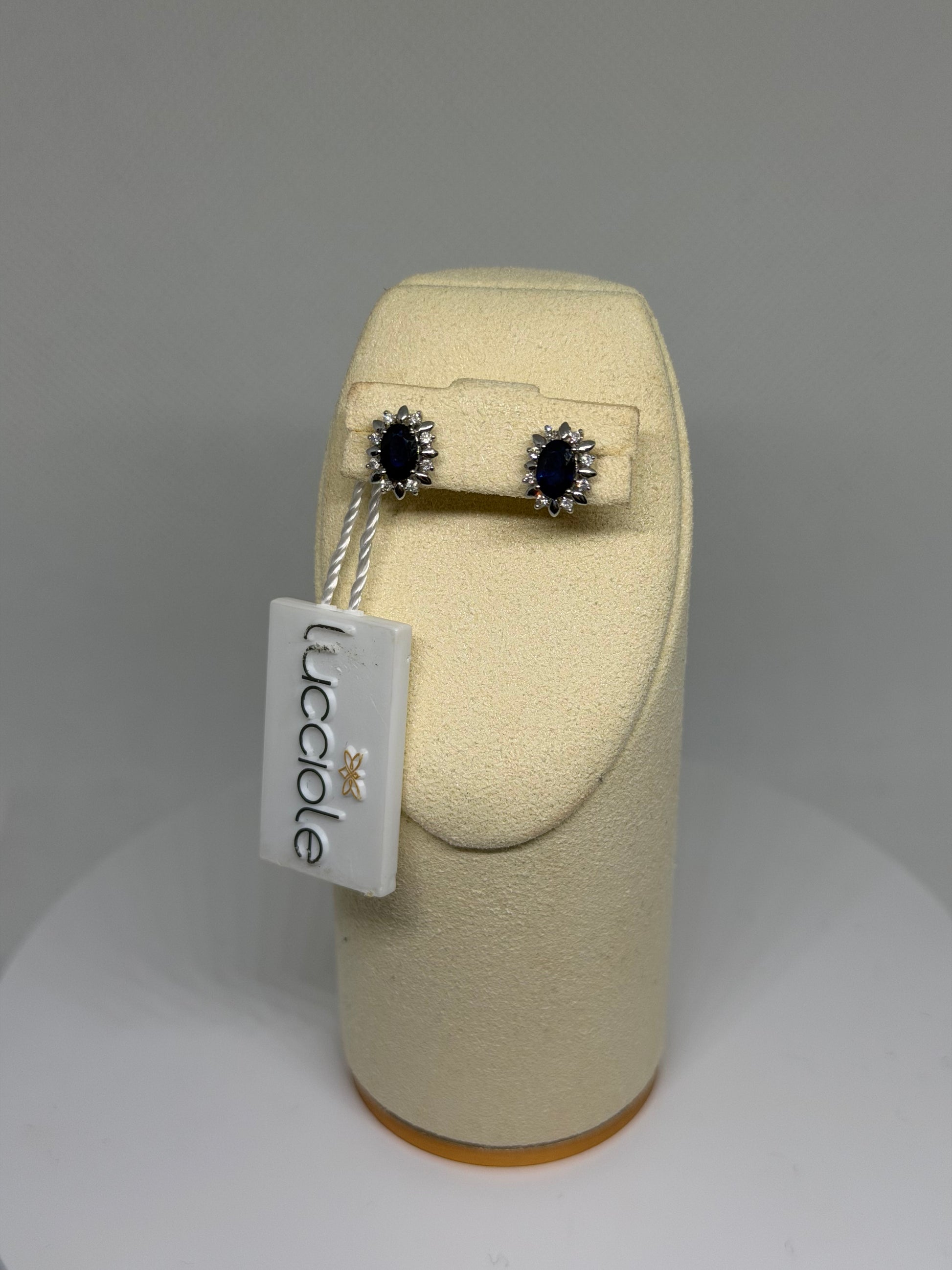 ORECCHINI ORO 18KT CON DIAMANTI E ZAFFIRO BLU