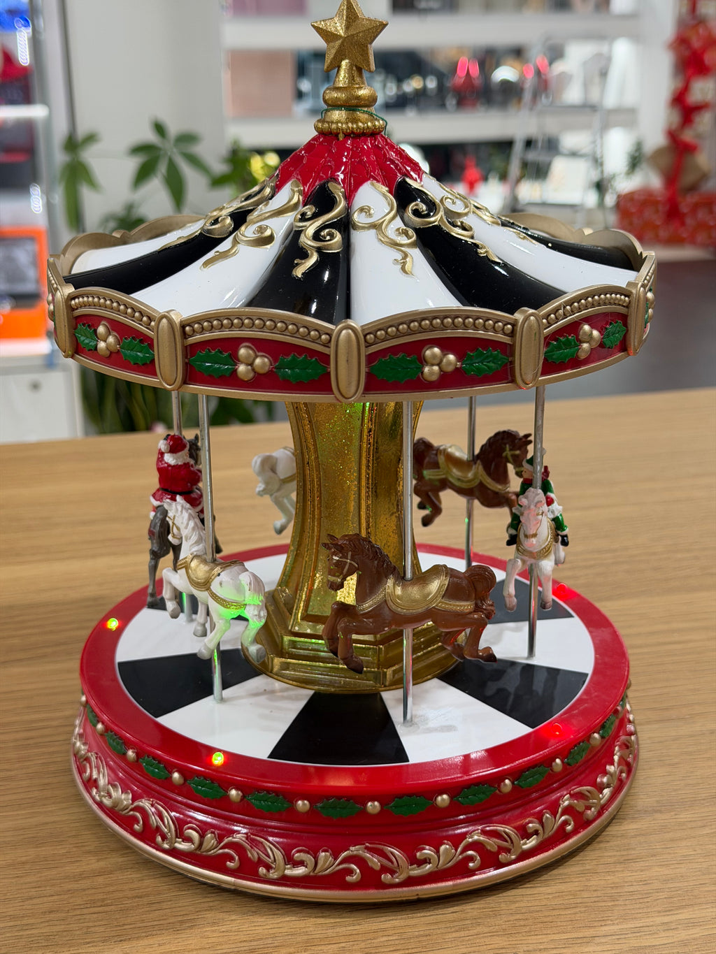 GIOSTRA NATALIZIA ILARY QUEEN