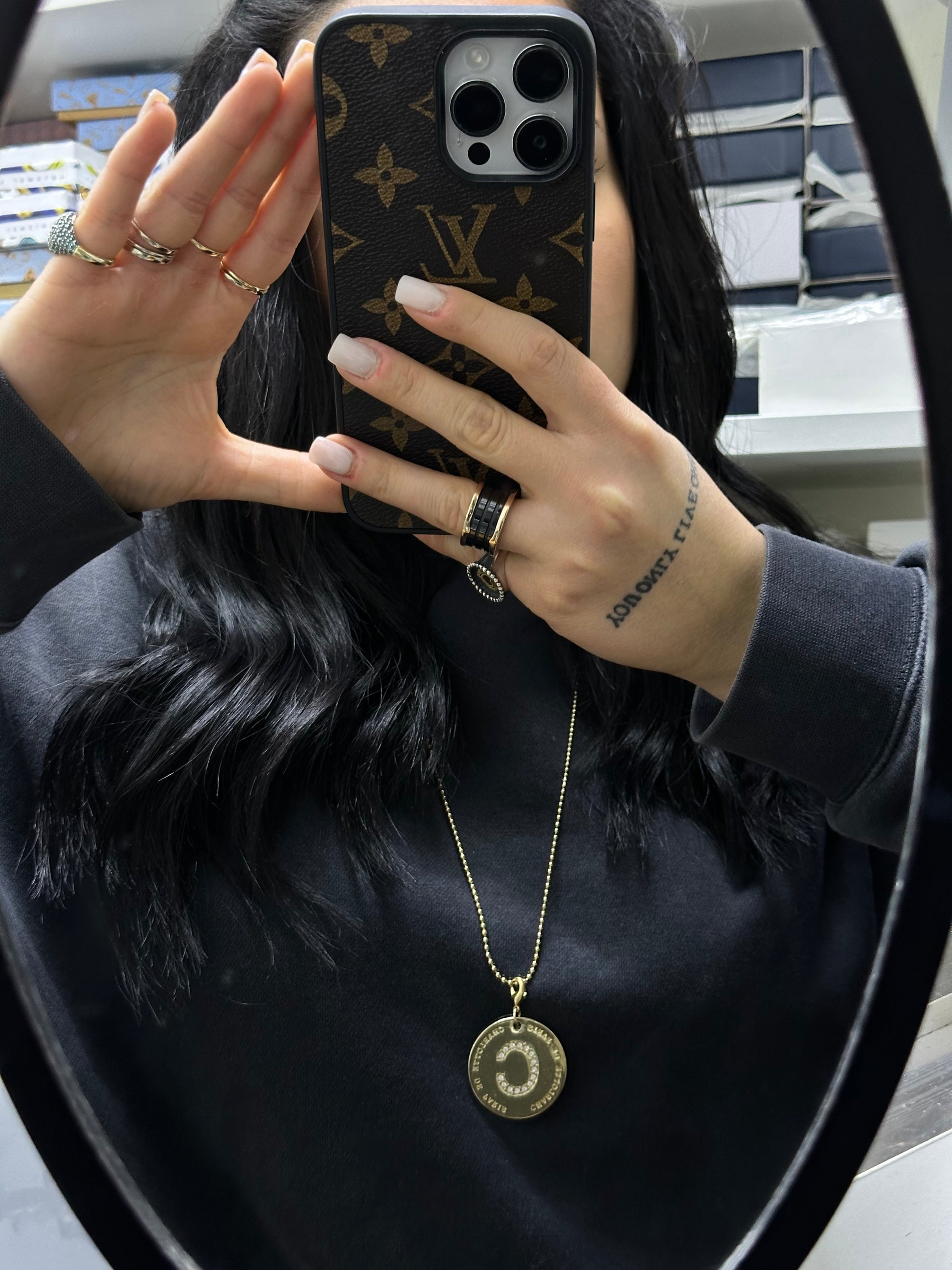 COLLANA INIZIALE IN ACCIAIO CON DORATURA LETTERA C