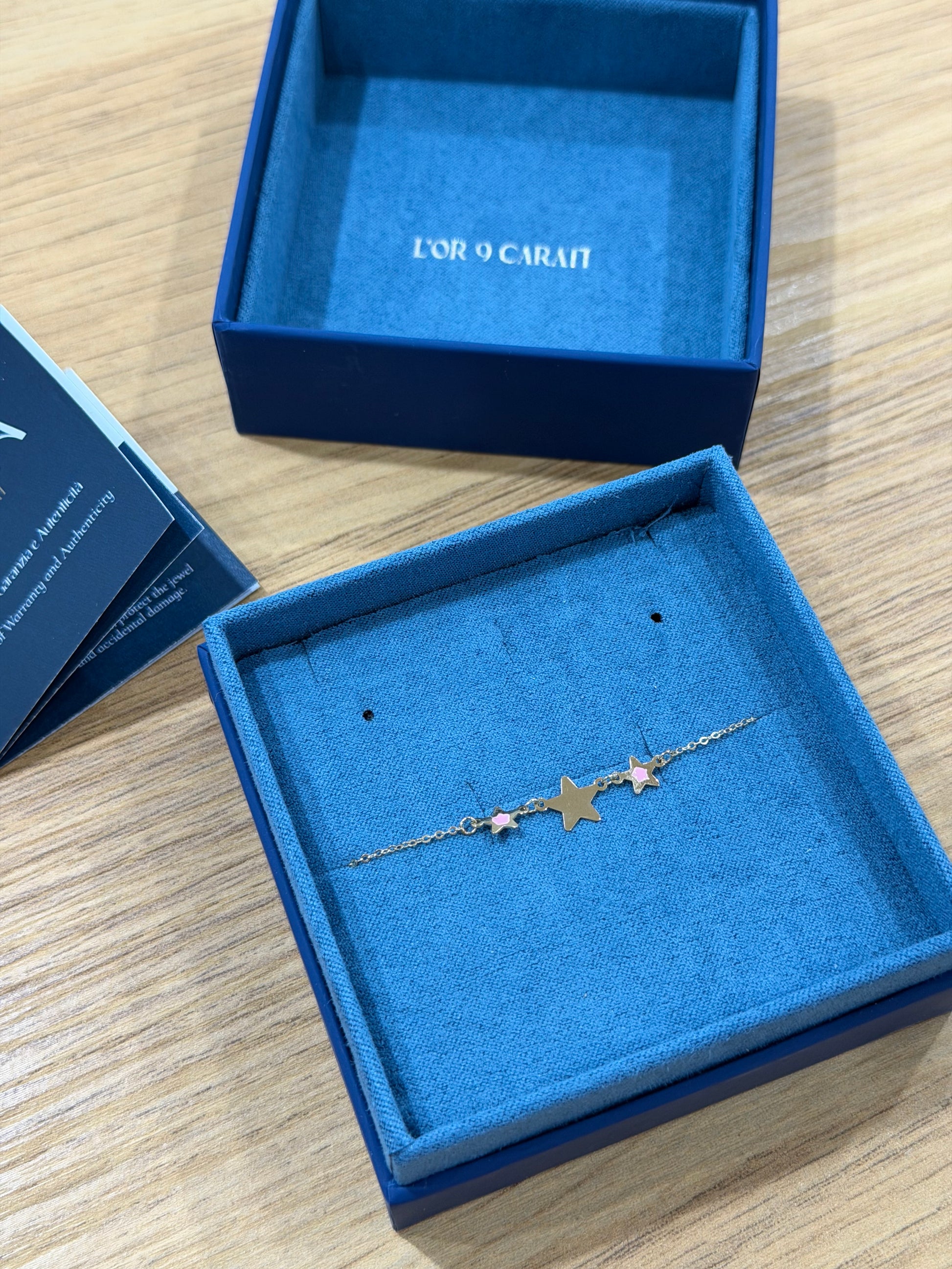 BRACCIALE CON STELLE ORO 9 CARATI DANA