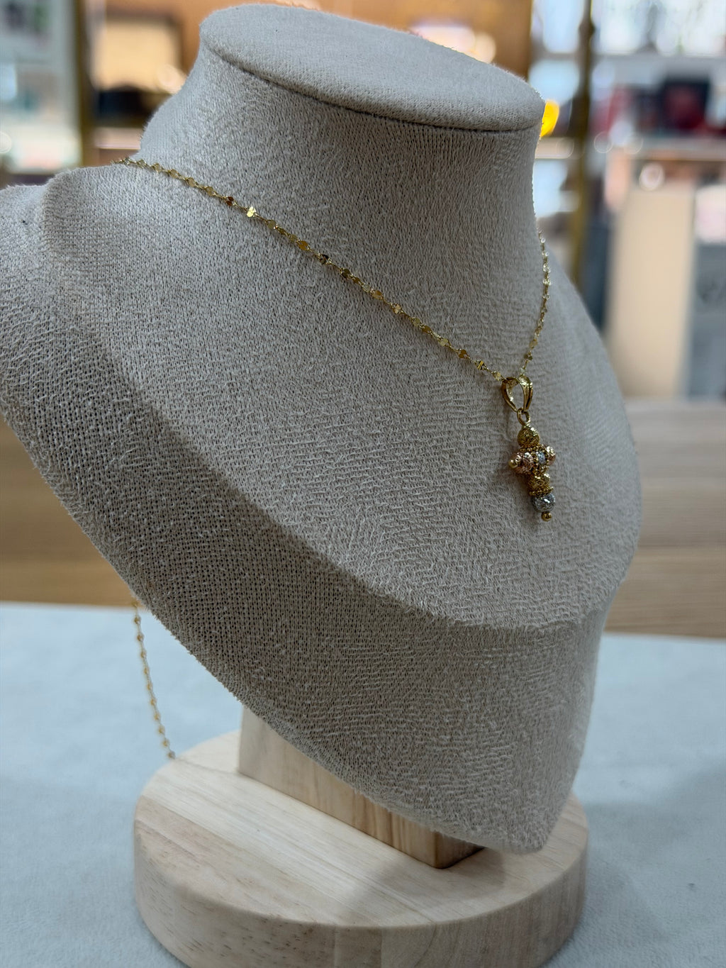 COLLANA IN ORO 18KT CON CROCE MILLE LUCI