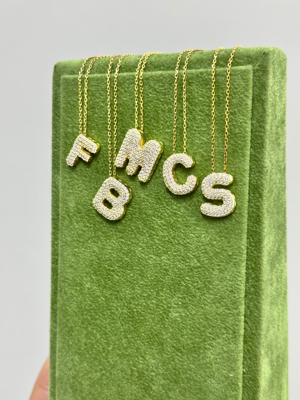 COLLANA INIZIALE BOMBATA ZIRCONATA IN ARGENTO