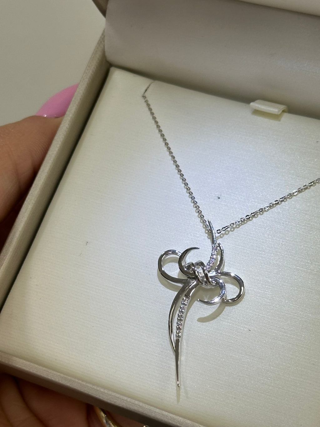 COLLANA CON CROCE ORO 18KT E DIAMANTI