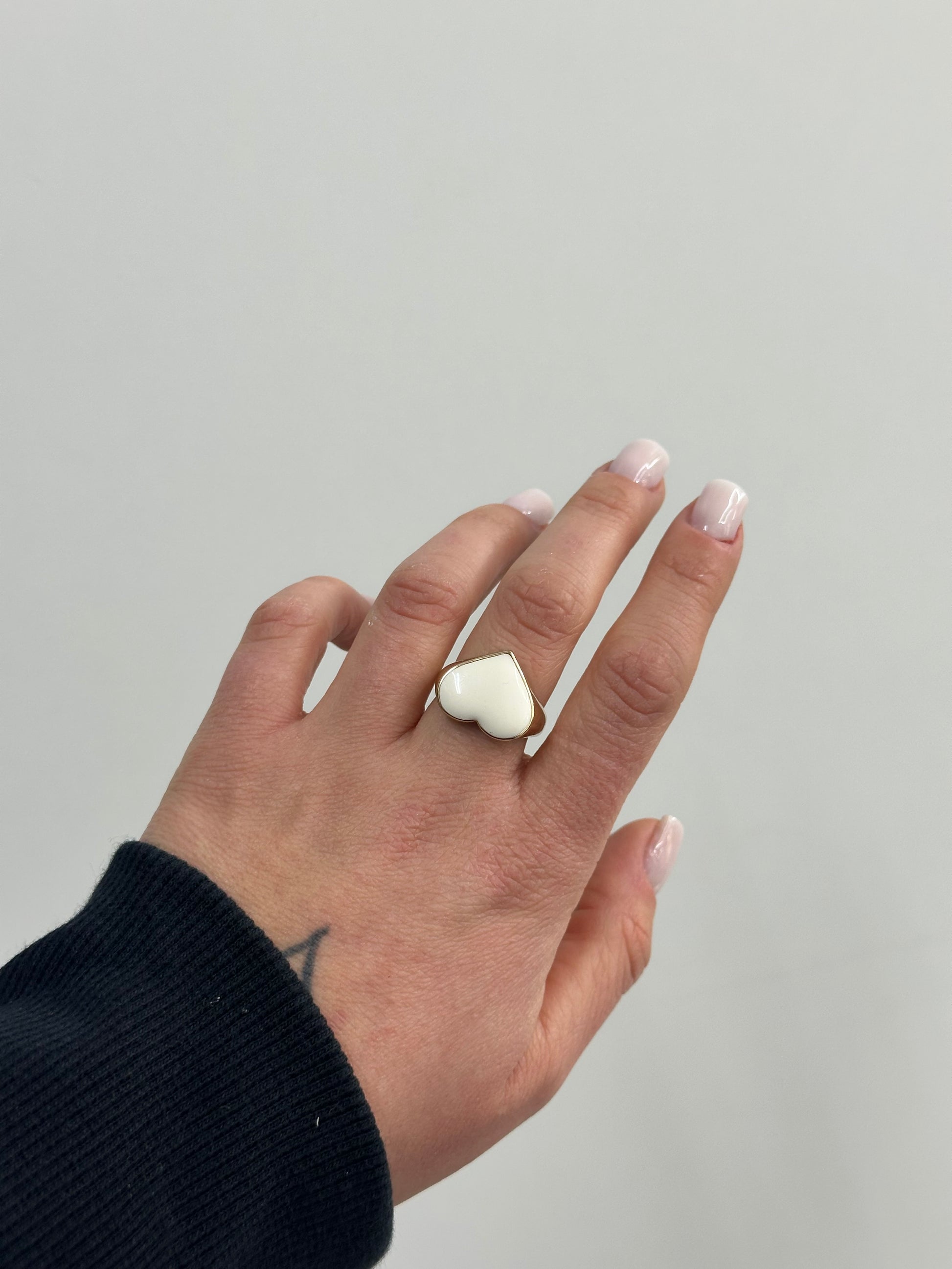 ANELLO CUORE SMALTATO BIANCO