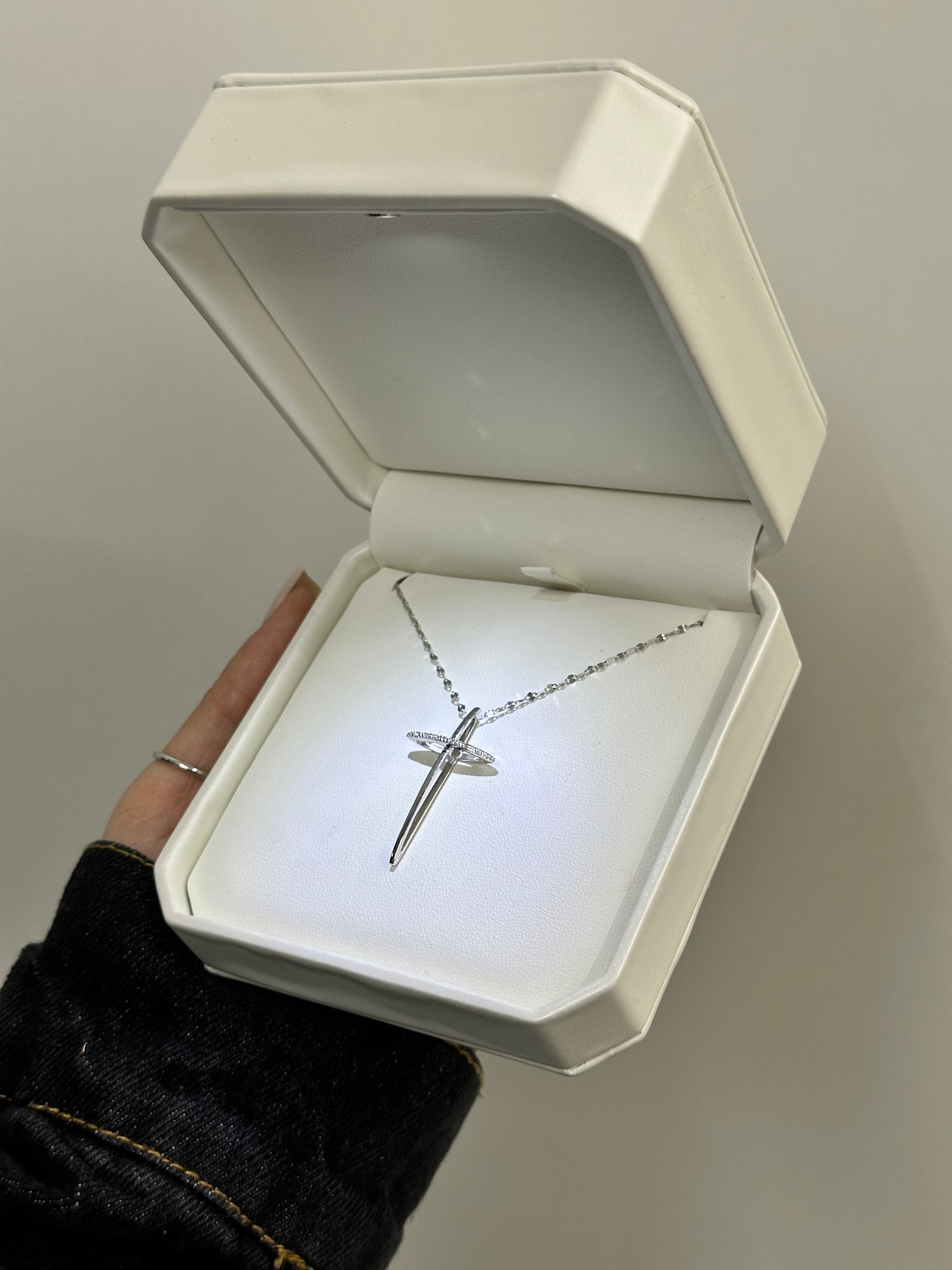 COLLANA CROCE ORO 18KT CON DIAMANTI
