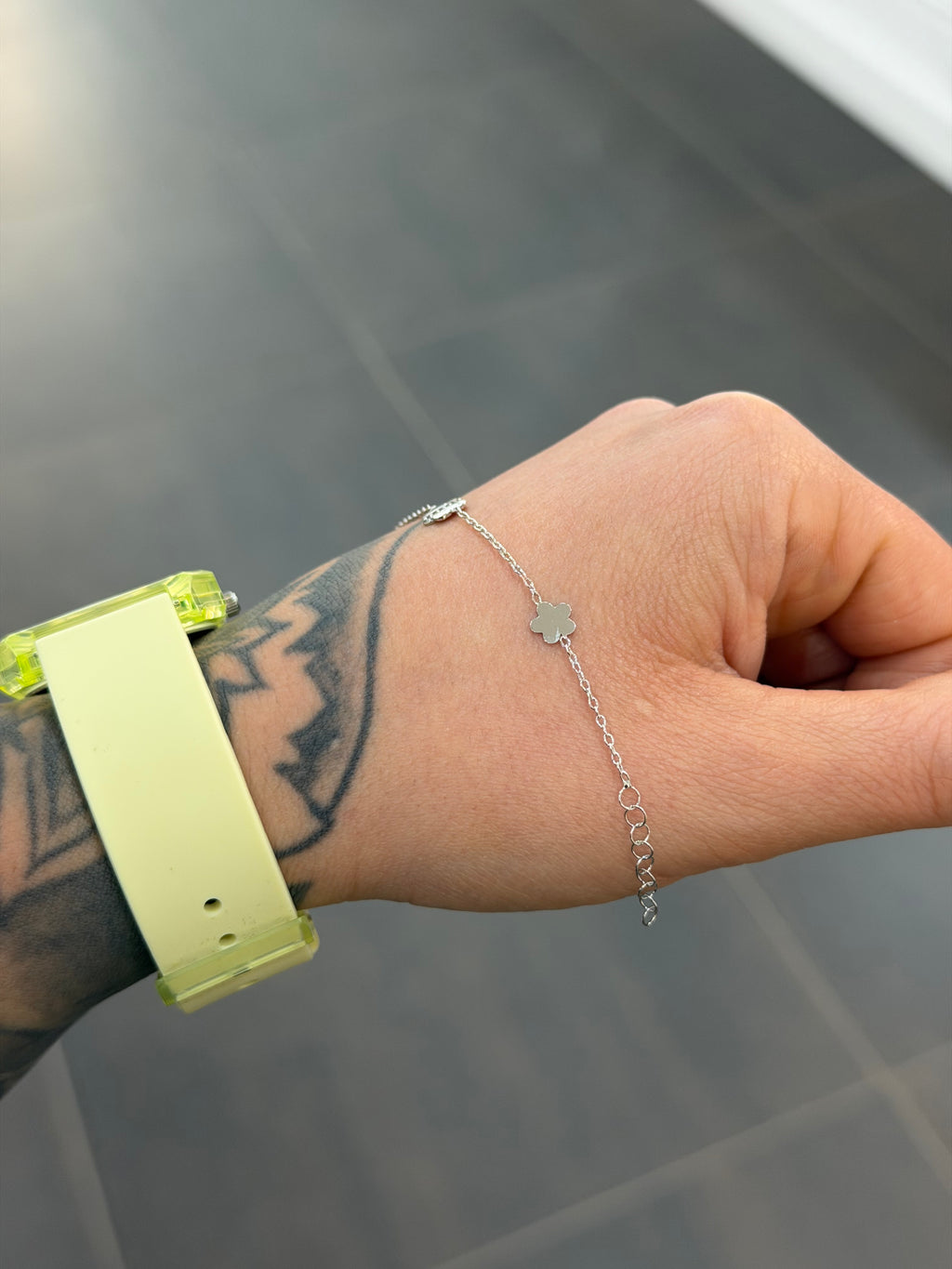 BRACCIALE BIMBA ORO 18KT CON FIORI