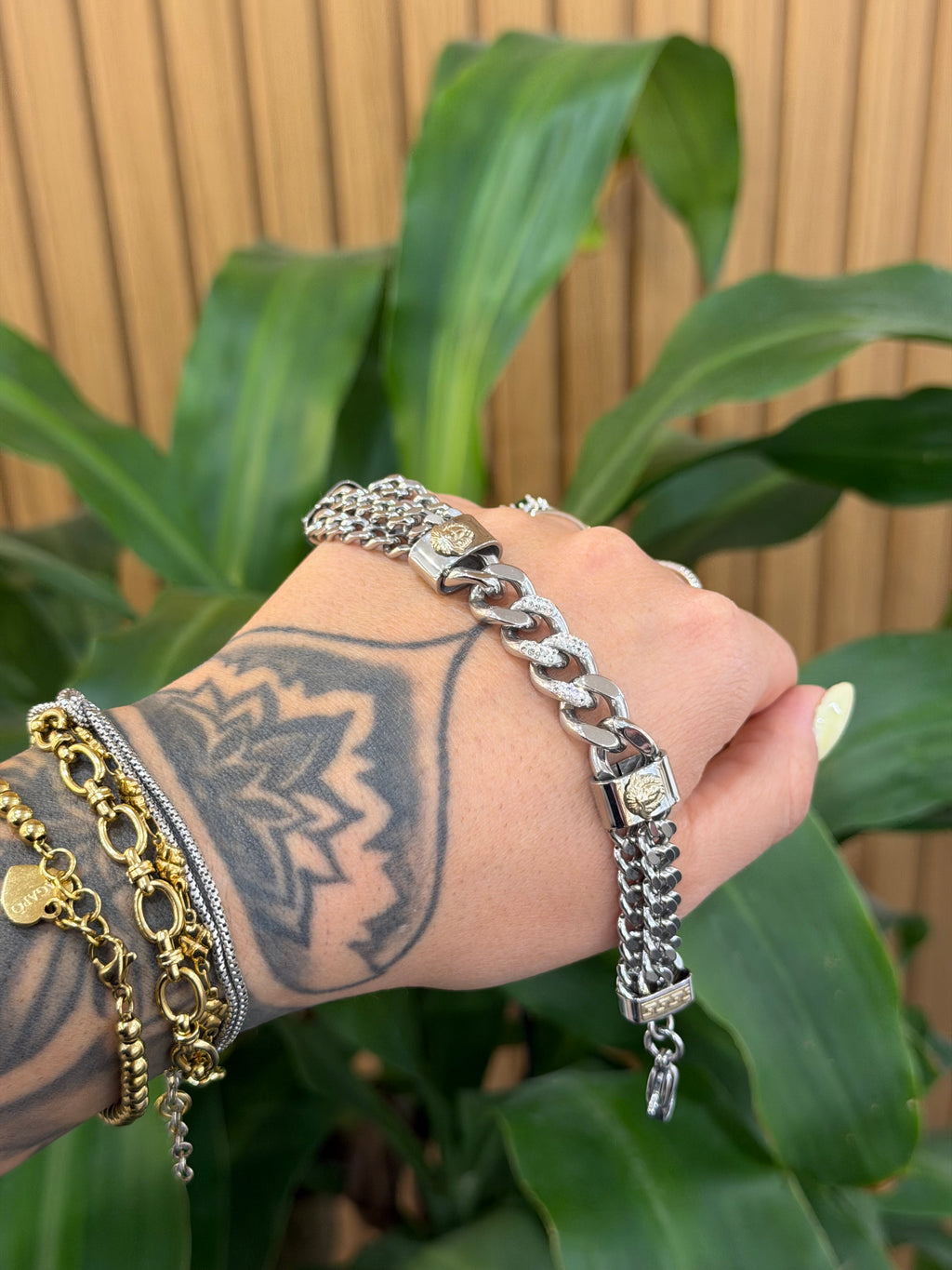BRACCIALE MULTIFILO MEDUSA