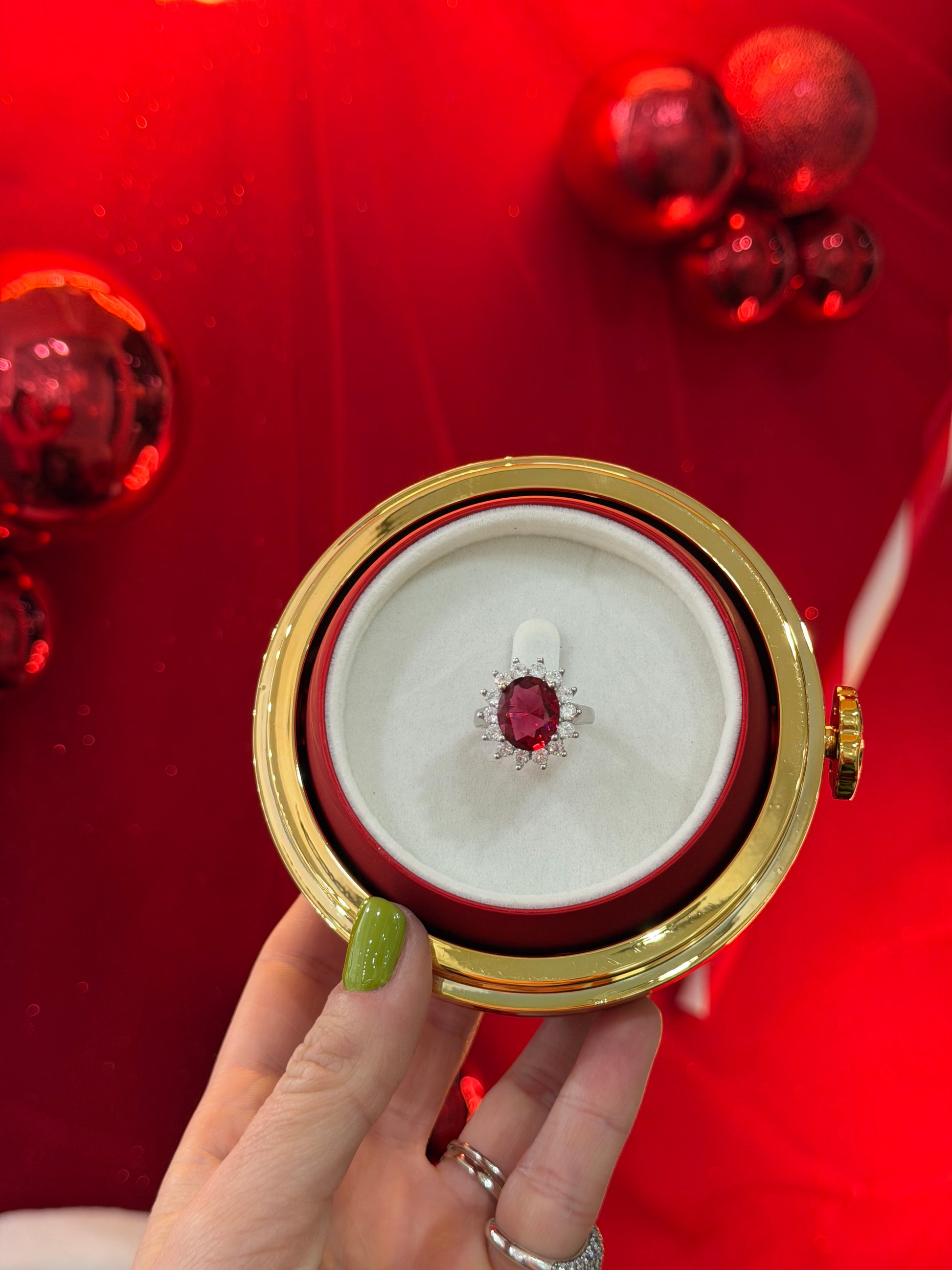 BOX PALLINA DI NATALE CON ANELLO BIG KATE ARGENTO 925