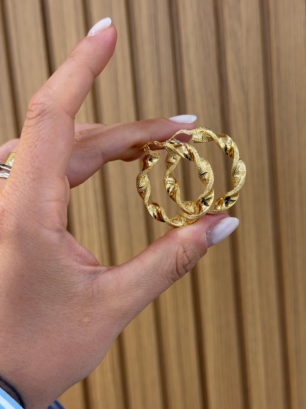 CERCHI IN ORO 18KT CON GRECA VERSACE