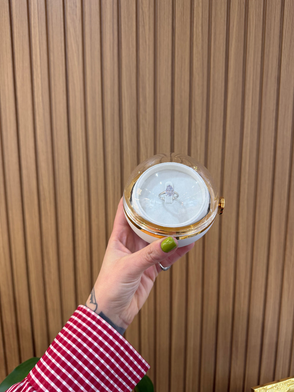 BOX PALLINA DI NATALE CON ANELLO GOCCIA IN ARGENTO 925