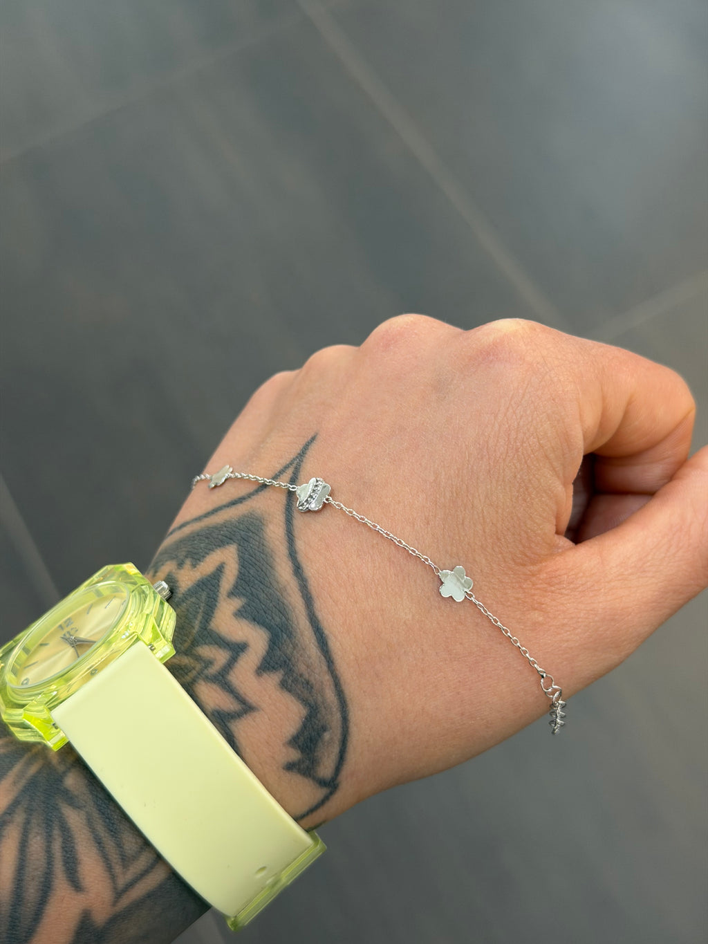 BRACCIALE BIMBA ORO 18KT CON FIORI