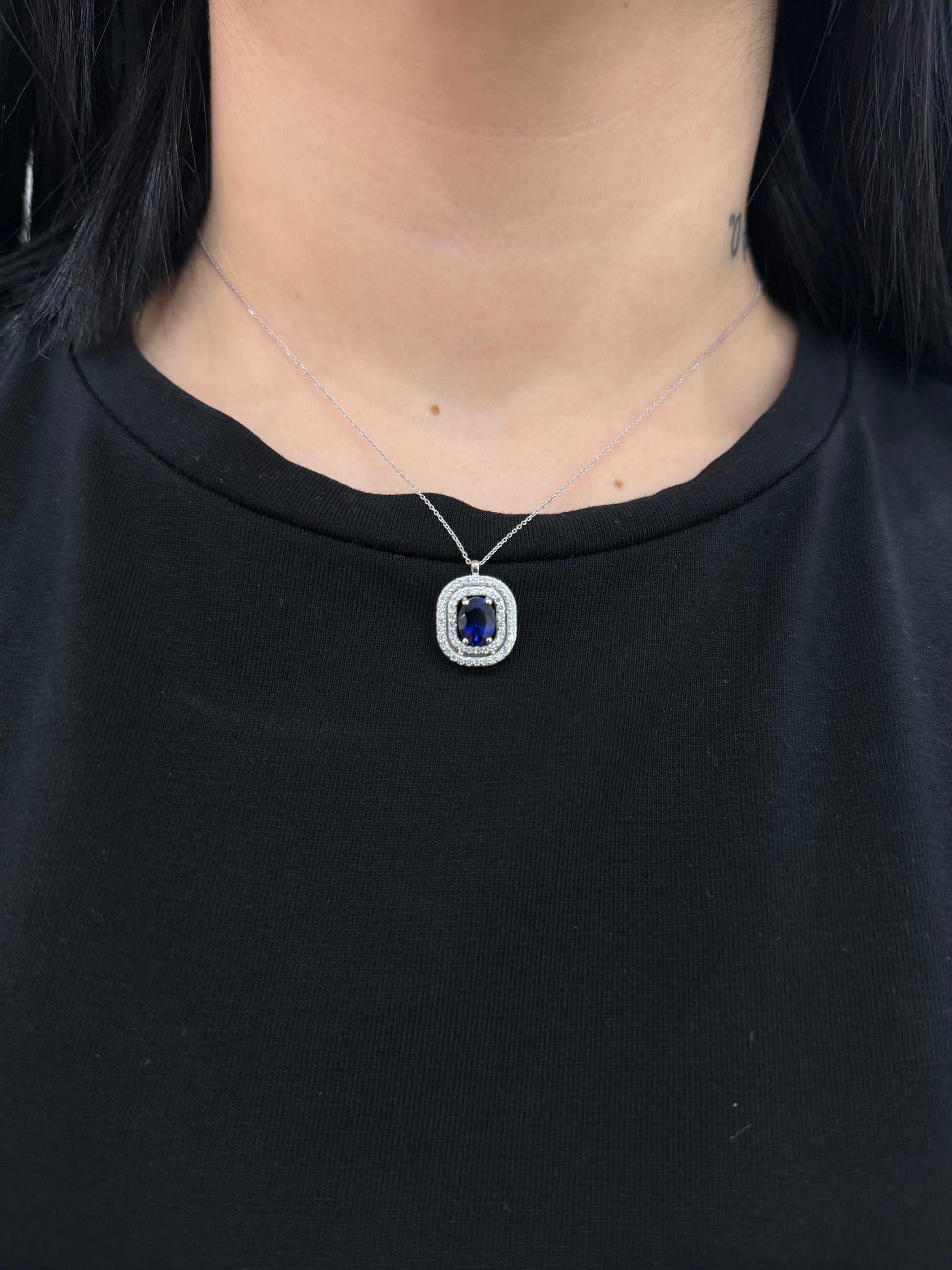 COLLANA ORO 18KT CON DIAMANTI E ZAFFIRO BLU LUCCIOLE