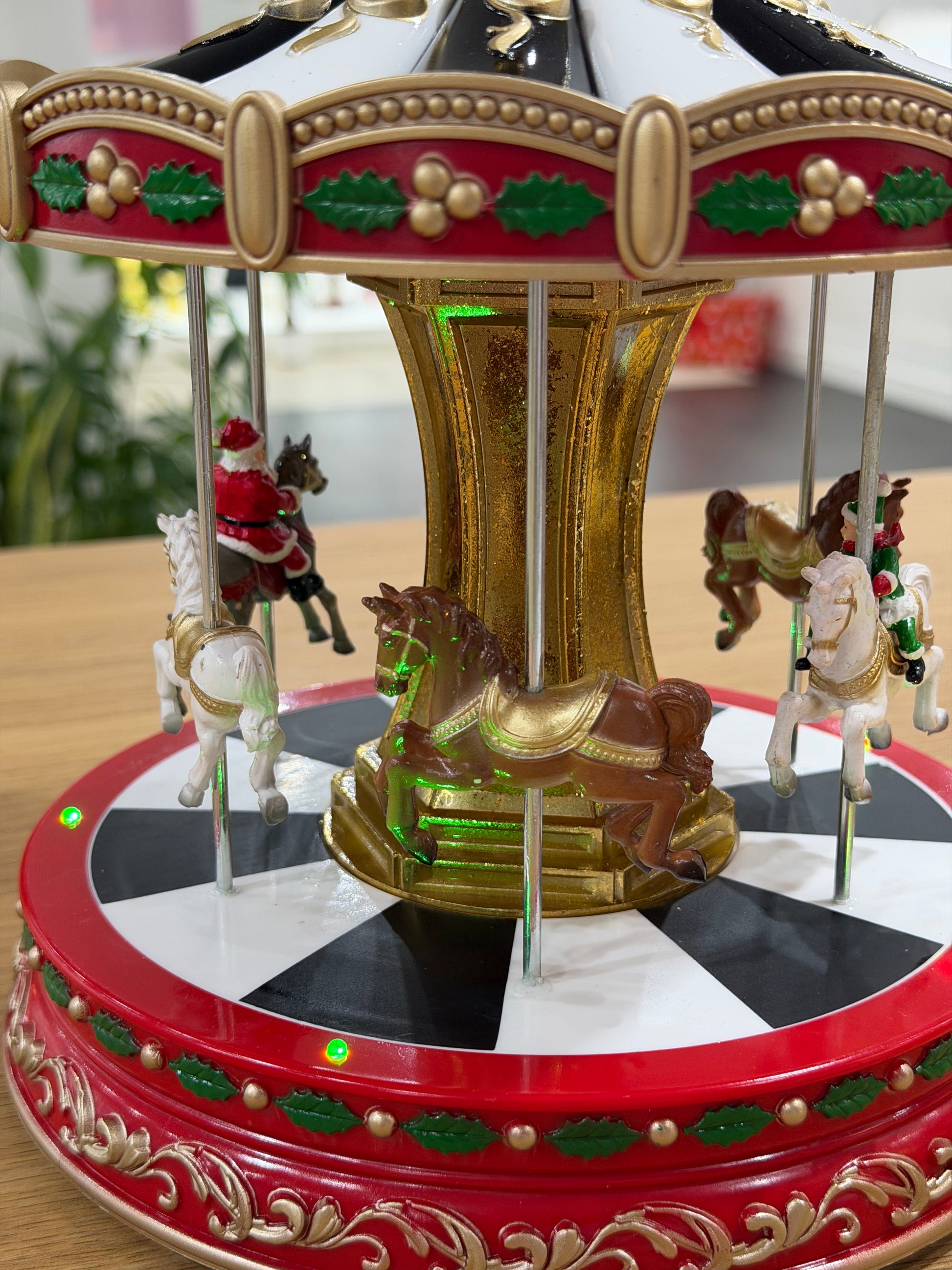 GIOSTRA NATALIZIA ILARY QUEEN